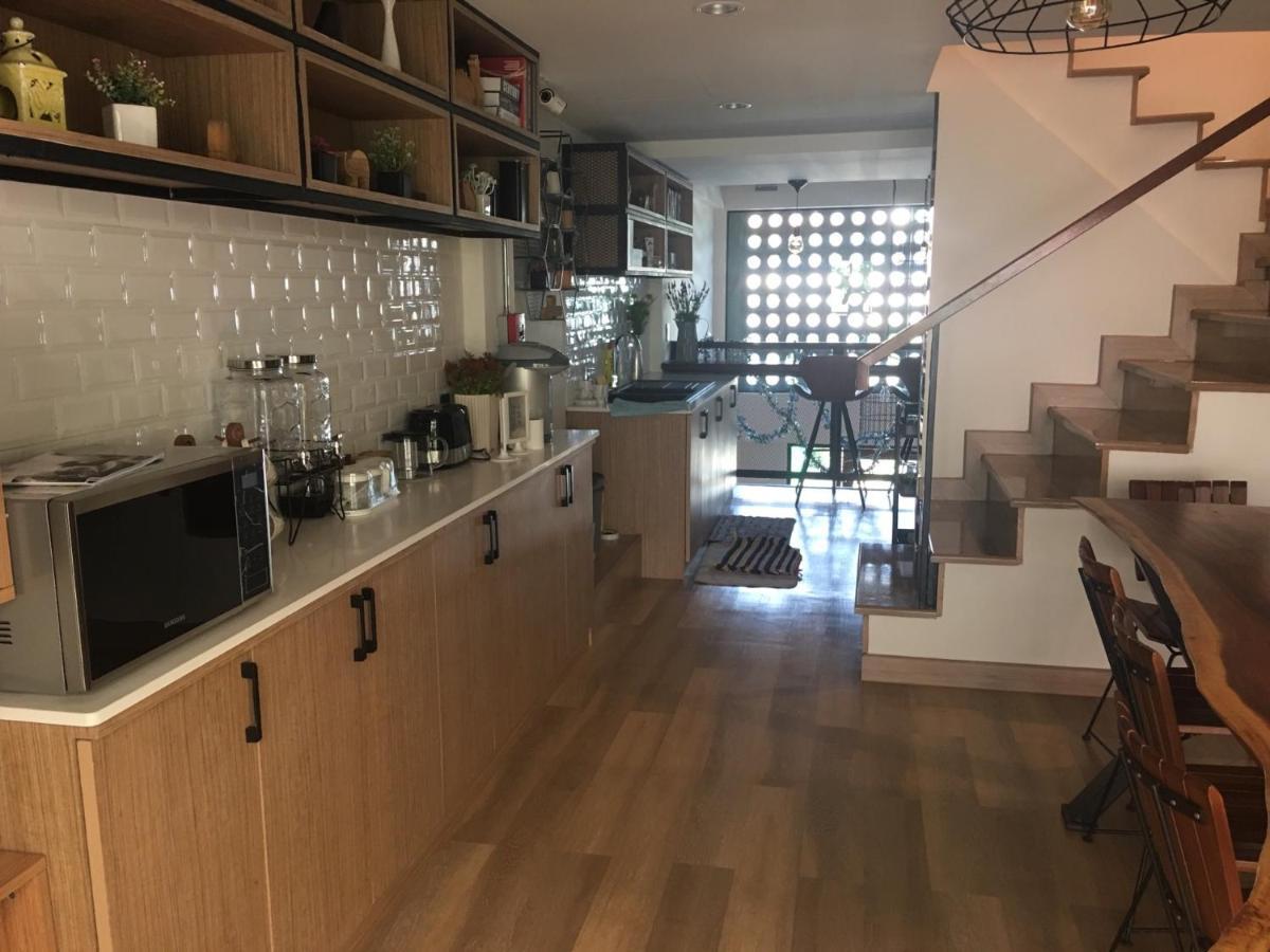 Tree​ For​ Rest​ Poshtel Hostel Bangkok Ngoại thất bức ảnh