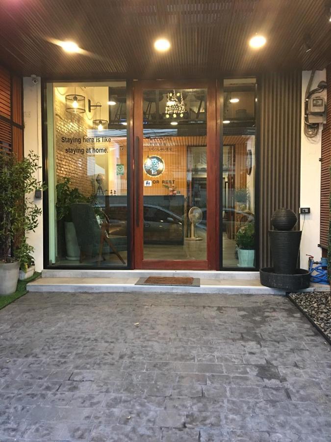 Tree​ For​ Rest​ Poshtel Hostel Bangkok Ngoại thất bức ảnh